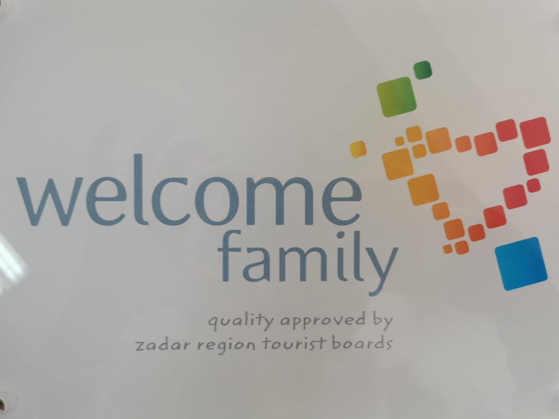 Holiday Home Aprilis With Pool, Jacuzzi And Sauna Galovac  المظهر الخارجي الصورة