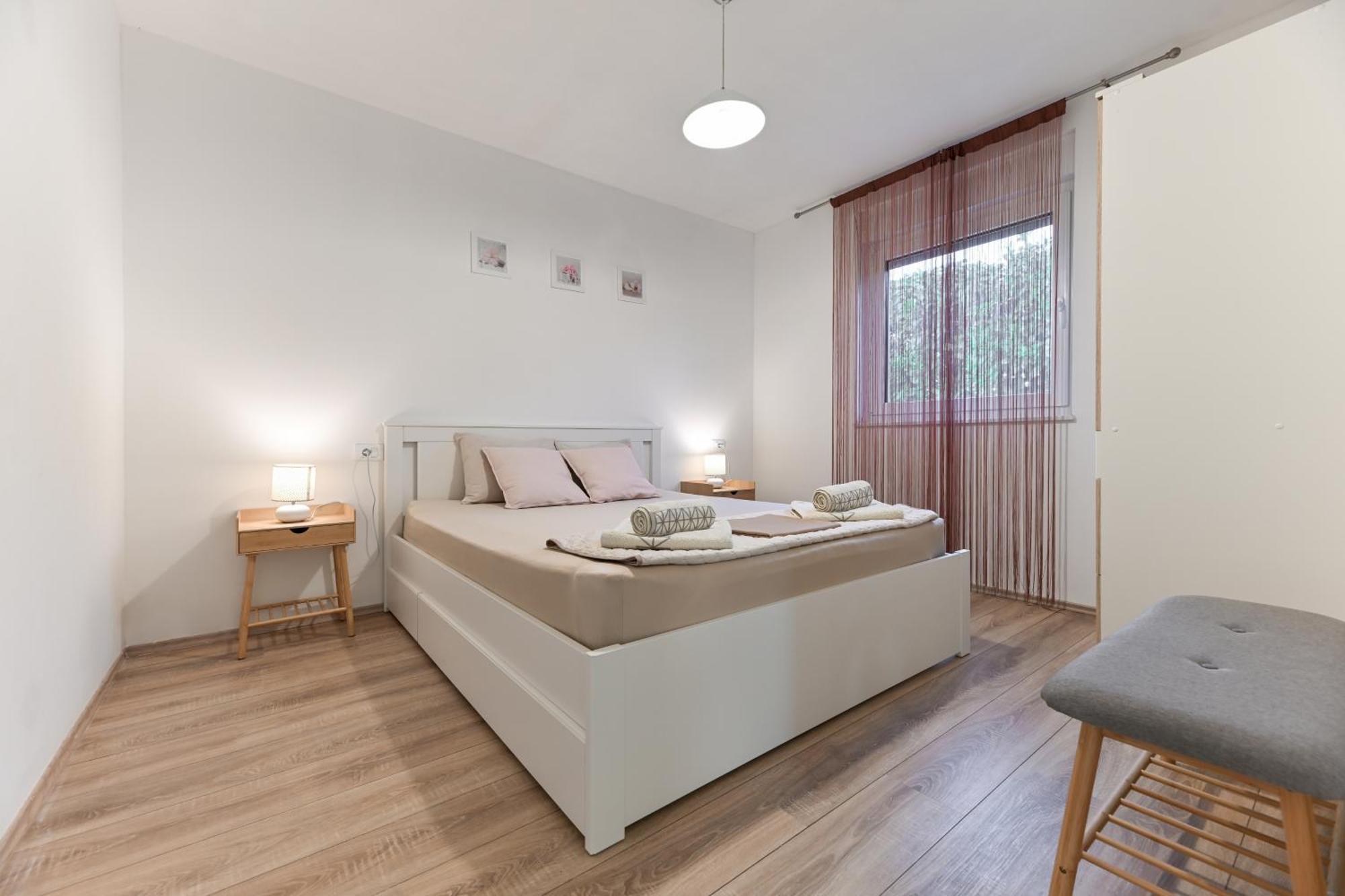 Holiday Home Aprilis With Pool, Jacuzzi And Sauna Galovac  المظهر الخارجي الصورة