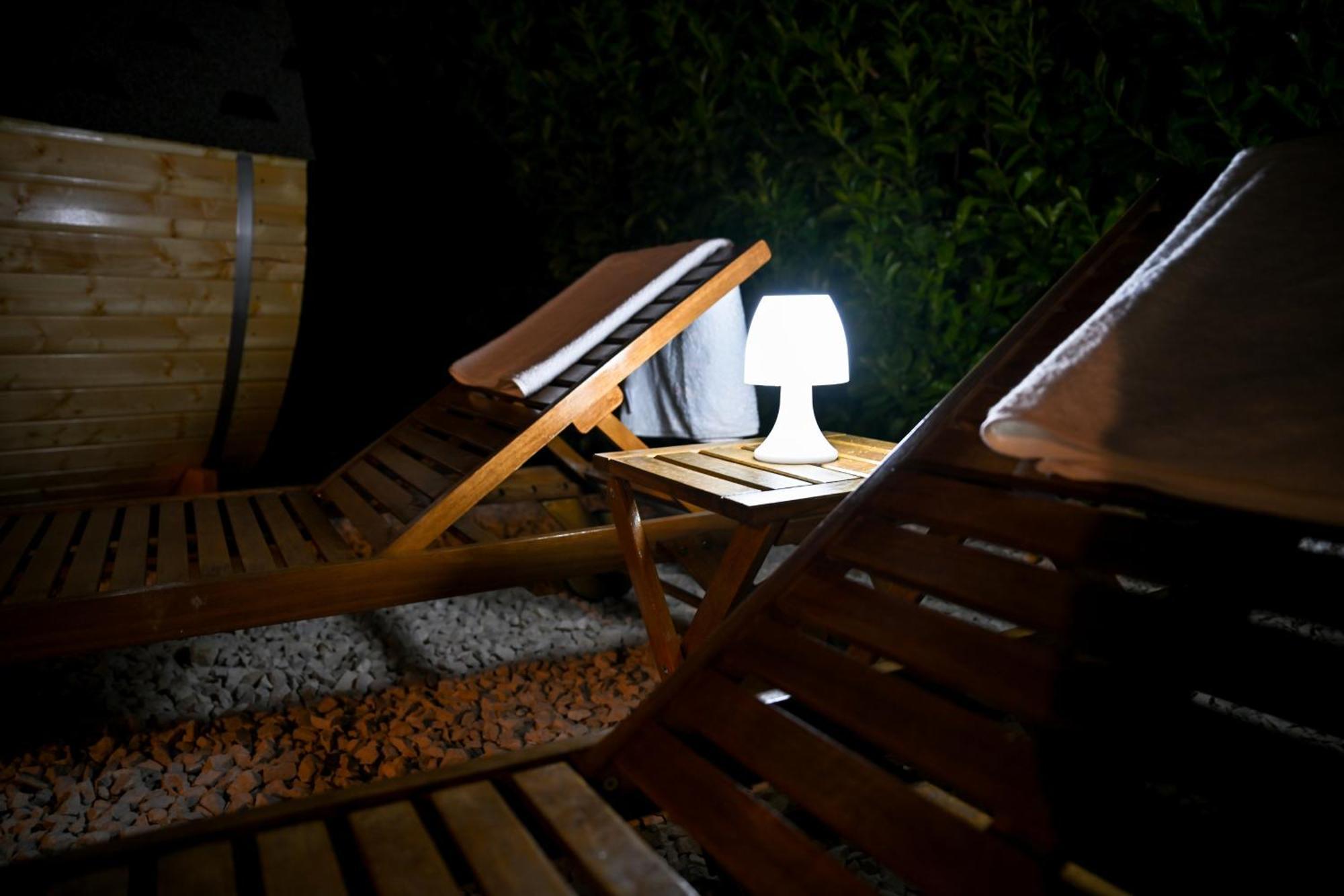 Holiday Home Aprilis With Pool, Jacuzzi And Sauna Galovac  المظهر الخارجي الصورة